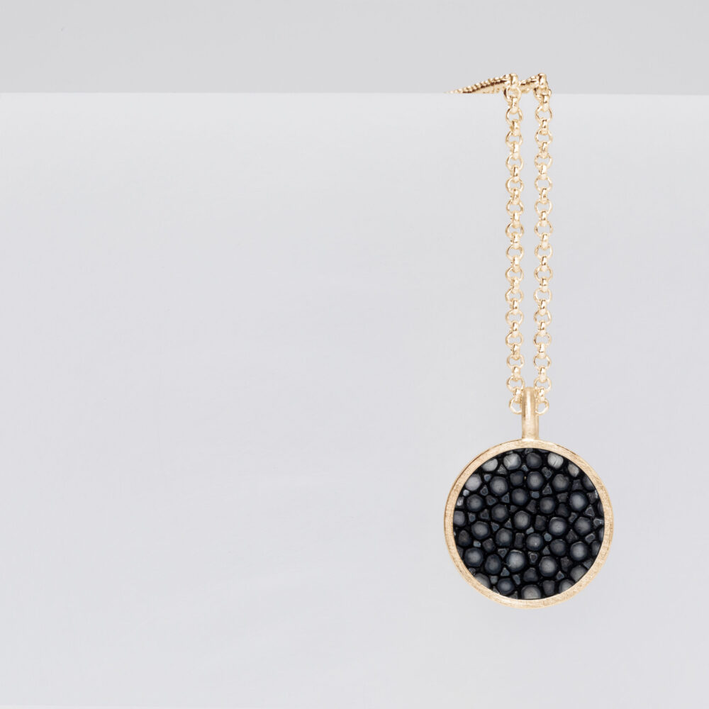 Kette mit Anhänger DOT – Bild 10